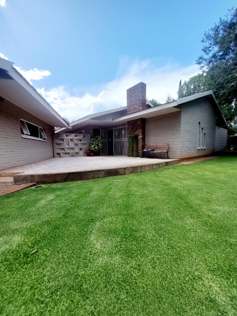 3 Bedroom Property for Sale in Flamwood North West